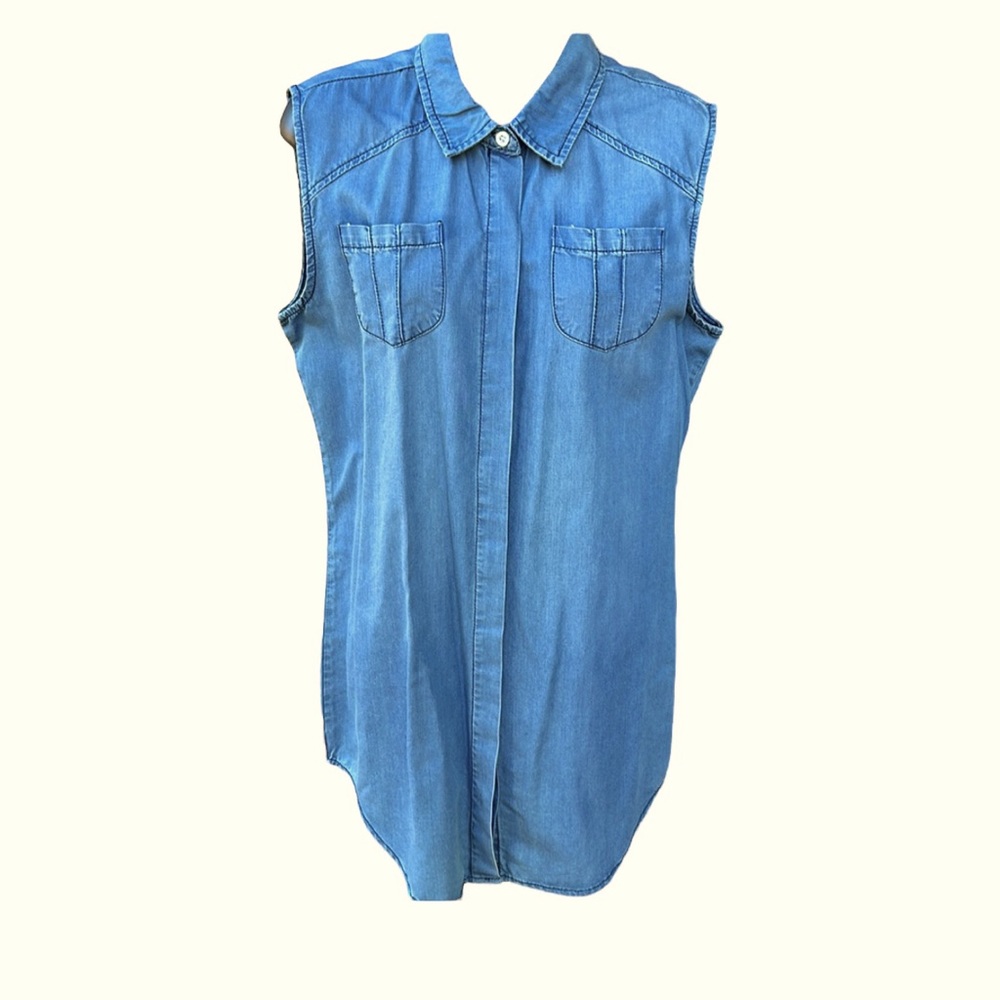LOLA JEANS denim looking, sleeveless top, Small, NWT